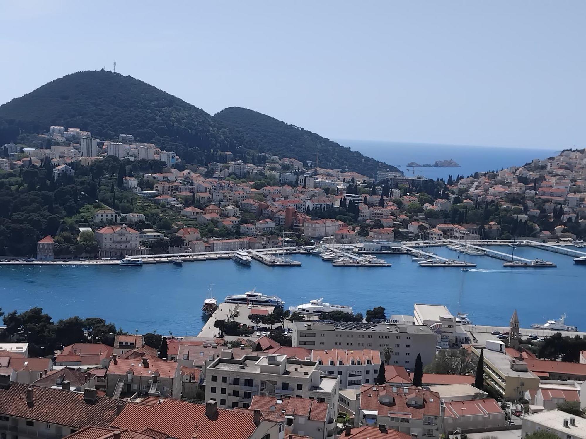 Rooms Anela With Large Common Tarrace And Beautiful Sea View Ντουμπρόβνικ Εξωτερικό φωτογραφία