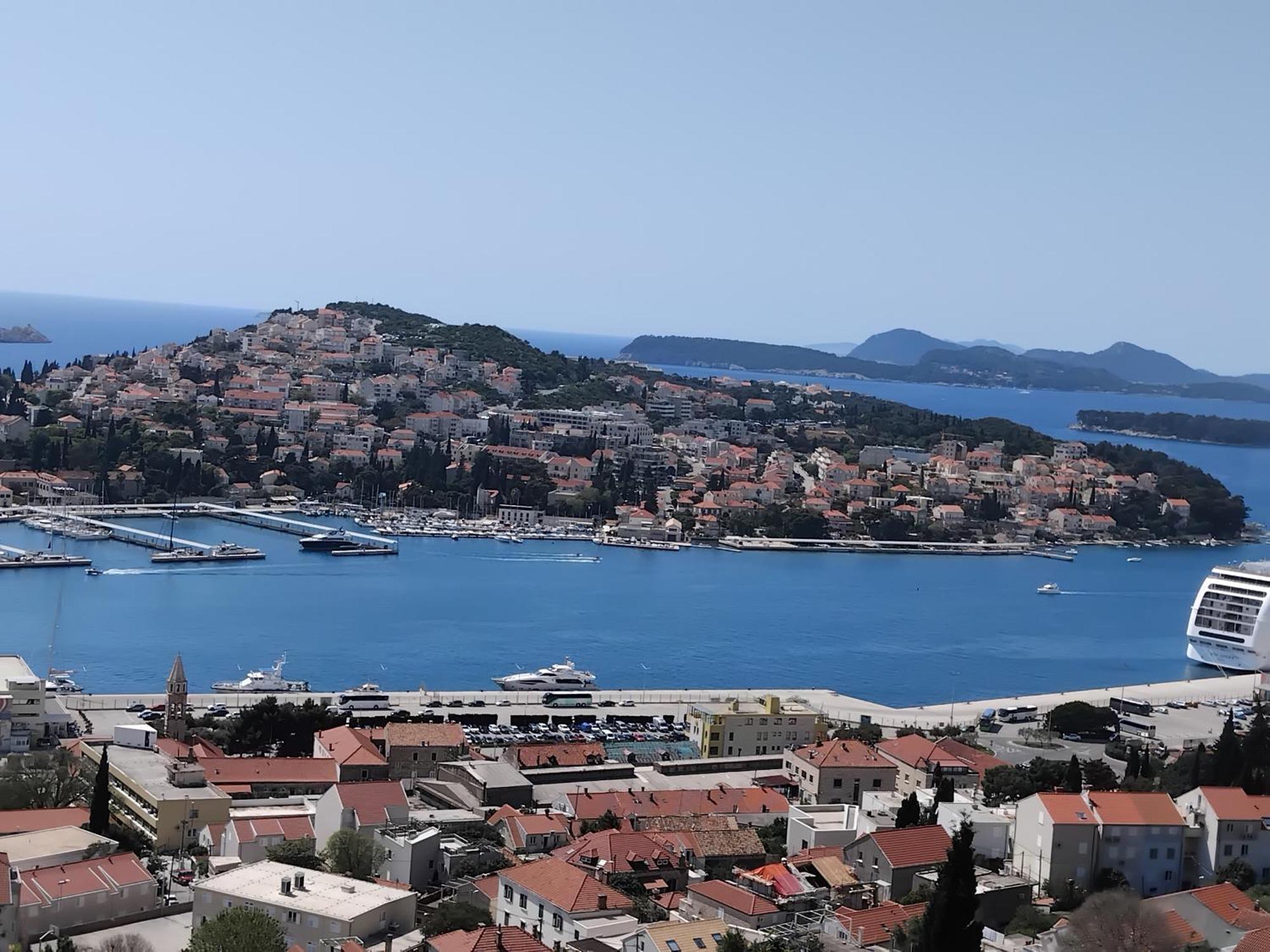 Rooms Anela With Large Common Tarrace And Beautiful Sea View Ντουμπρόβνικ Εξωτερικό φωτογραφία