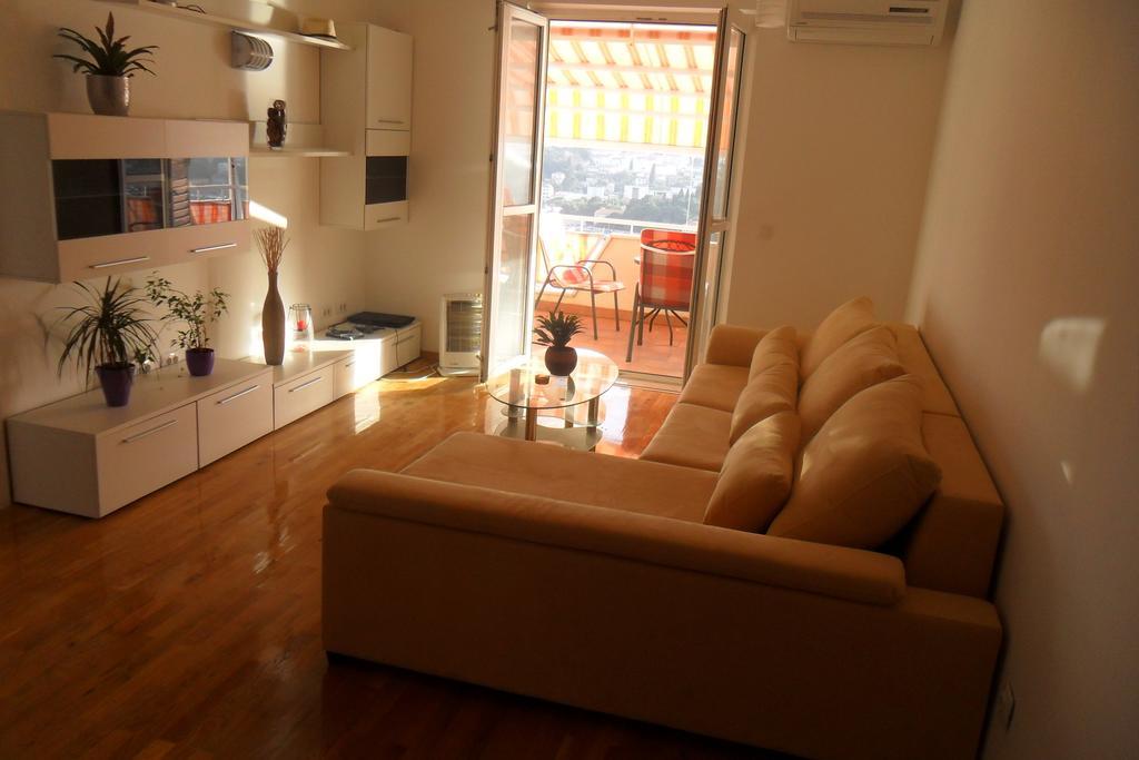 Rooms Anela With Large Common Tarrace And Beautiful Sea View Ντουμπρόβνικ Δωμάτιο φωτογραφία