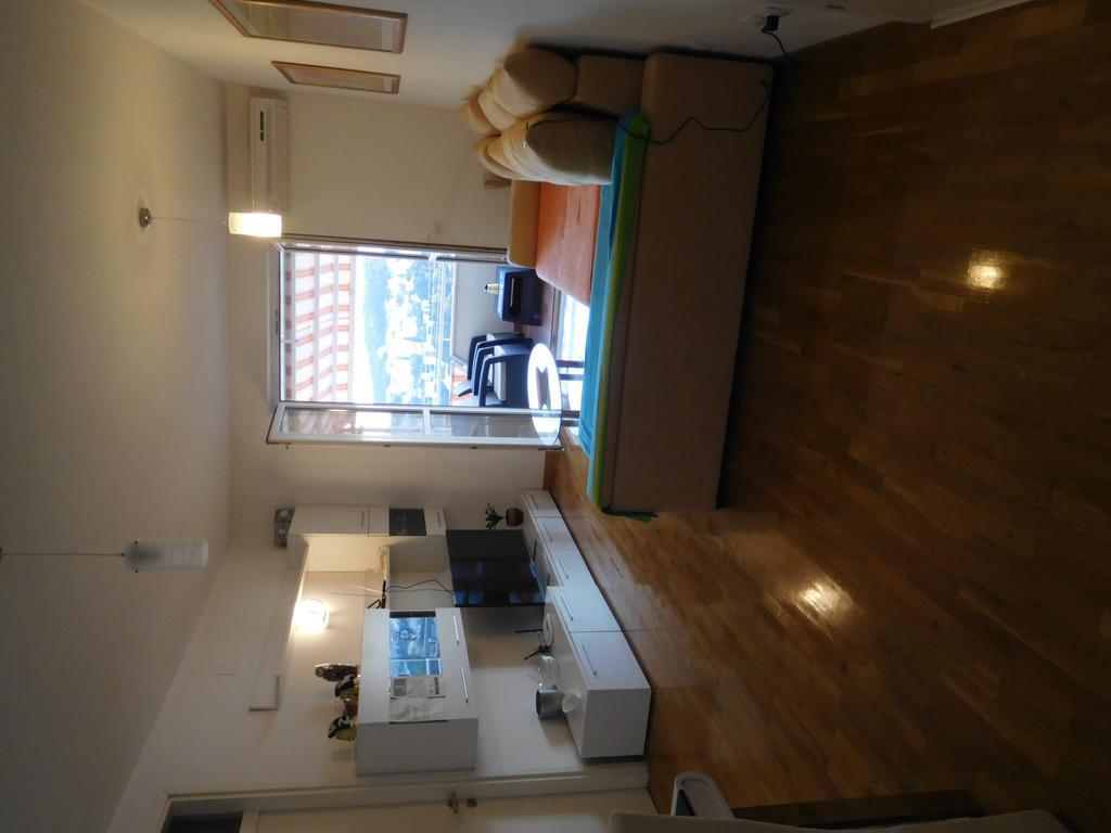 Rooms Anela With Large Common Tarrace And Beautiful Sea View Ντουμπρόβνικ Εξωτερικό φωτογραφία